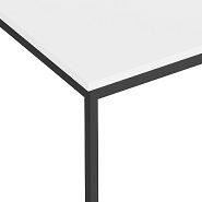 OKA Europa Schreibtisch aus Quadratrohr (3,0 × 3,0 cm) mit 1 cm Fußbodenausgleich