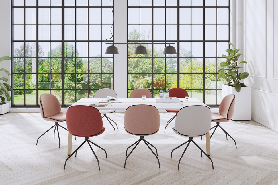 OKA HomeLine ist eine neue Serie von Tischen und Stauraumlösungen, die die OKA Büromöbelqualität mit wohnlichem Design verbinden.