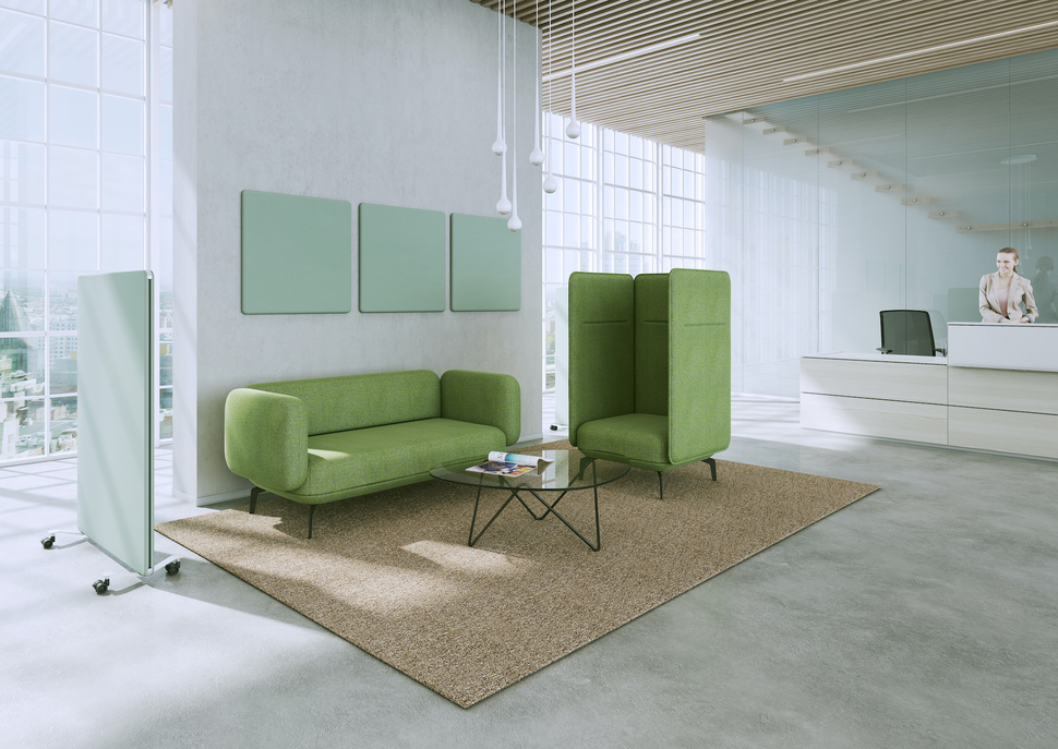 Bitte noch einen Moment Platz nehmen – auf OKA Lounge Sofas wartet es sich ganz entspannt.