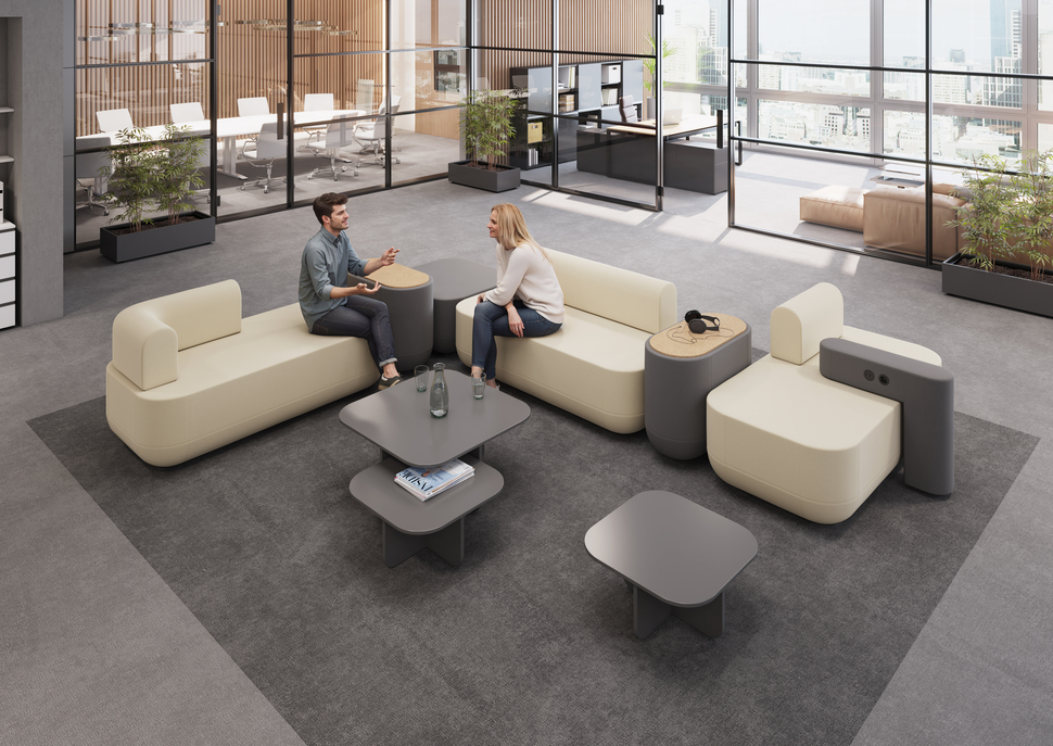 Offene Räume, leuchtende Farbakzente und dekorative Grünpflanzen: So entsteht eine Arbeitsatmosphäre, die Kreativität fördert