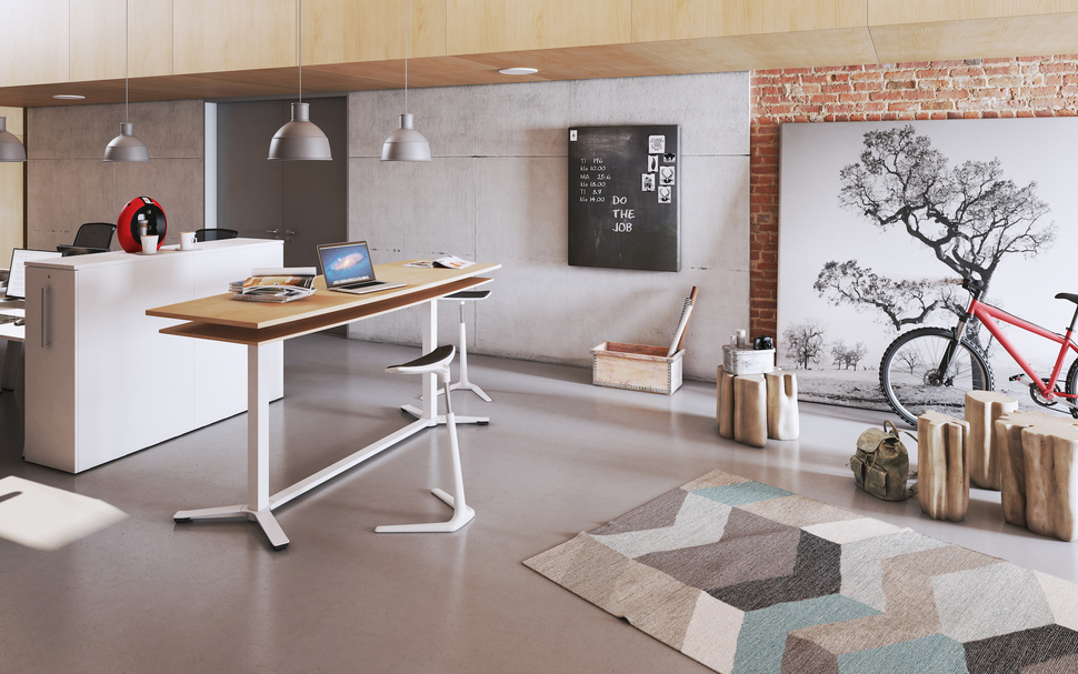 Kurz besprechen, Gedanken austauschen –OKA Connect Tische bieten dafür beste Voraussetzungen.