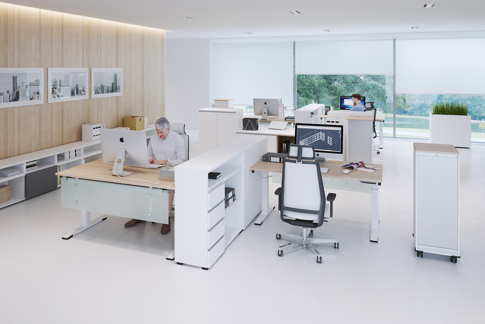 Tisch hoch oder runter? Mit dem höhenverstellbaren OKA Jump 2.0 alles kein Problem.