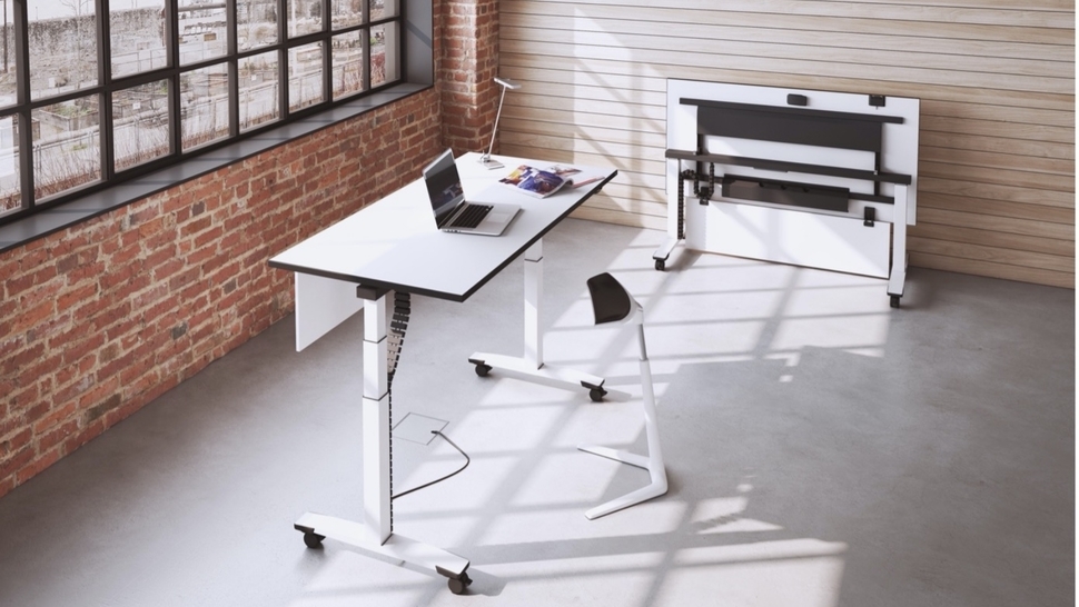 Bild: OKA Jump Schreibtisch