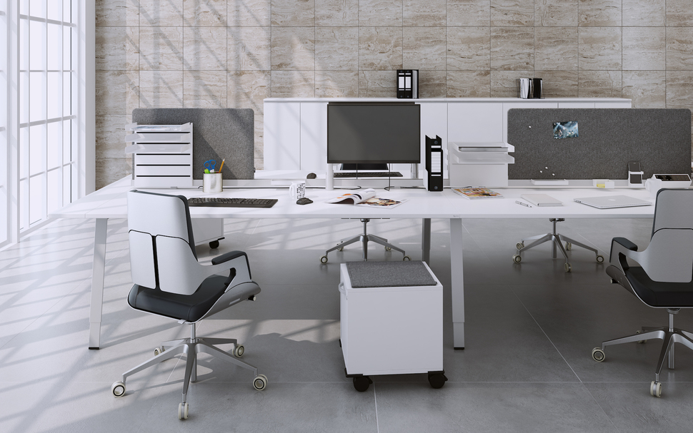 Der OKA Sitcontainer beherbergt die wichtigsten Unterlagen und bietet eine spontane Sitzmöglichkeit.