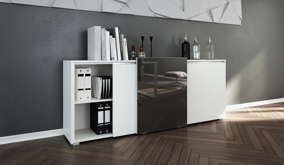 ModulLine ist ein modular aufgebautes, flexibles Schranksystem, das unsere Kernkompetenz im Korpusbau unterstreicht. Es besticht durch die grifflose harmonische Linienführung in der Front und seine hochwertige Beschlagstechnologie.