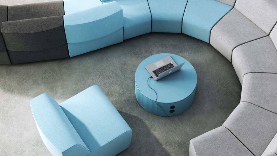 OKA MediaSofa: Mit modularen Sofaelementen lassen sich beliebige Formen for jede Raumsituation im Open Office umsetzen