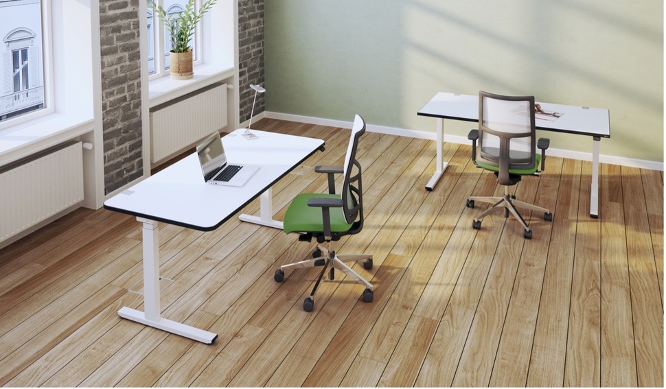 Flexibilität ist das große Schlagwort in Sachen künftiger Büroplanung – Tischen aus der OKA EasyUp Reihe tragen dem durch schnelle Verstellbarkeit Rechnung.